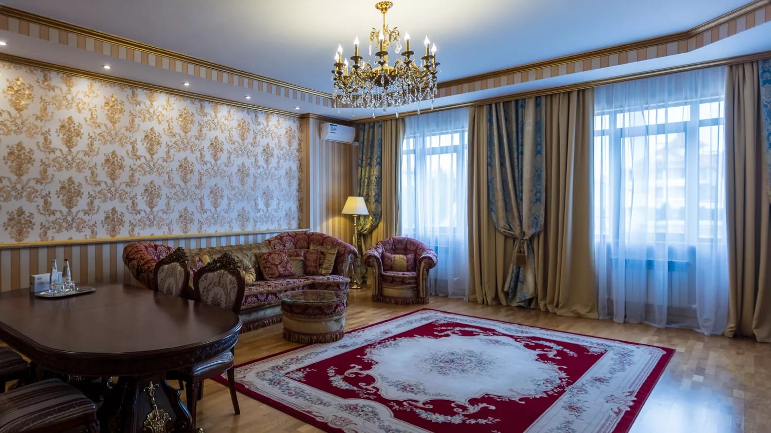 Королевский Люкс