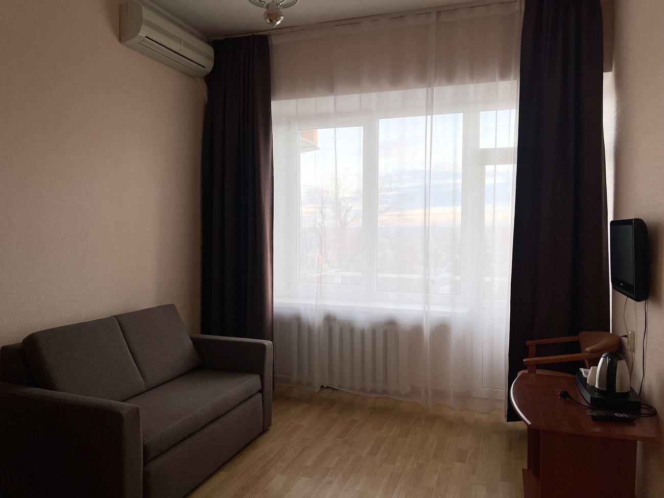 Двухместный номер, корпус 10, люкс, 2-комнатный: фото 2